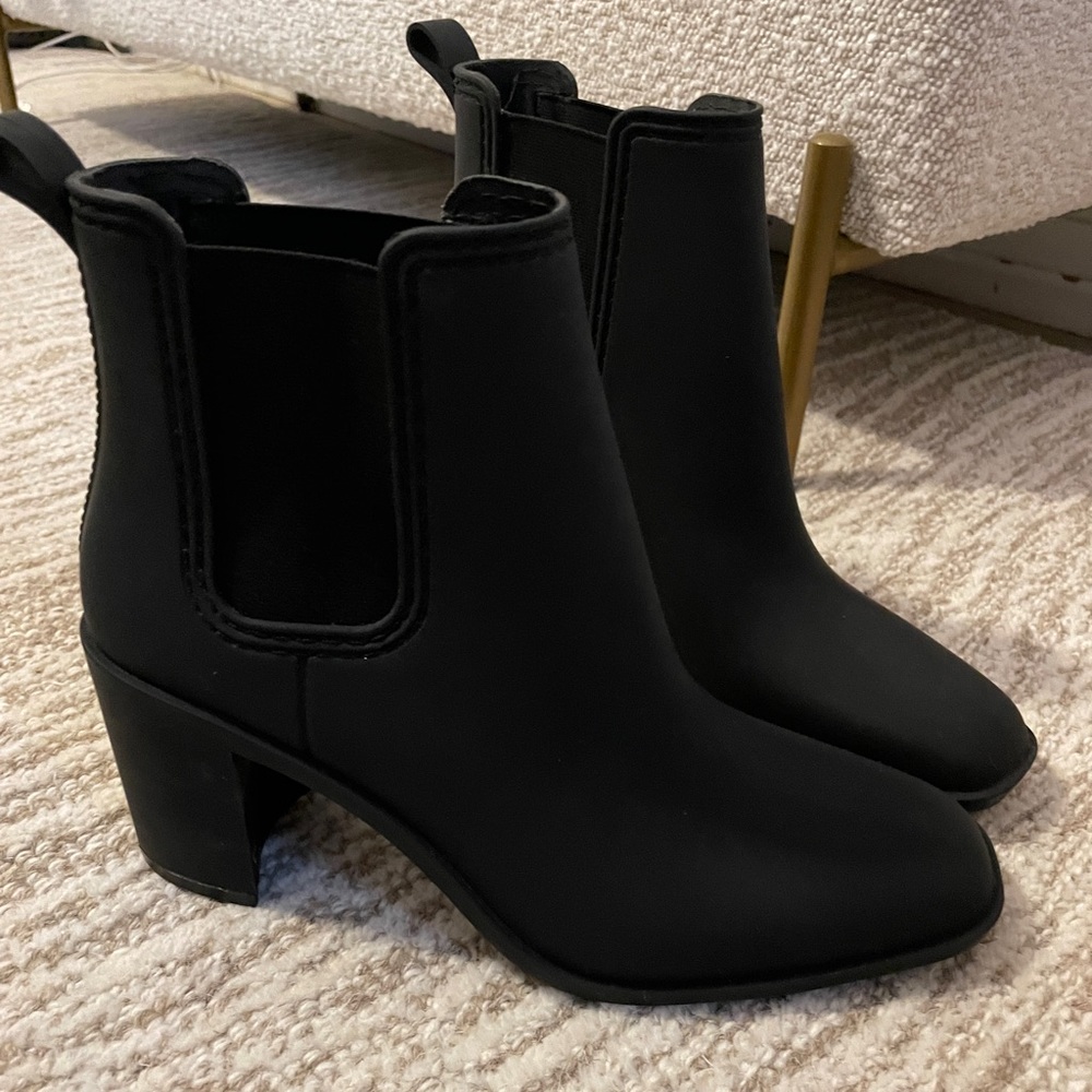 Jeffrey Campbell Rain boots size 8